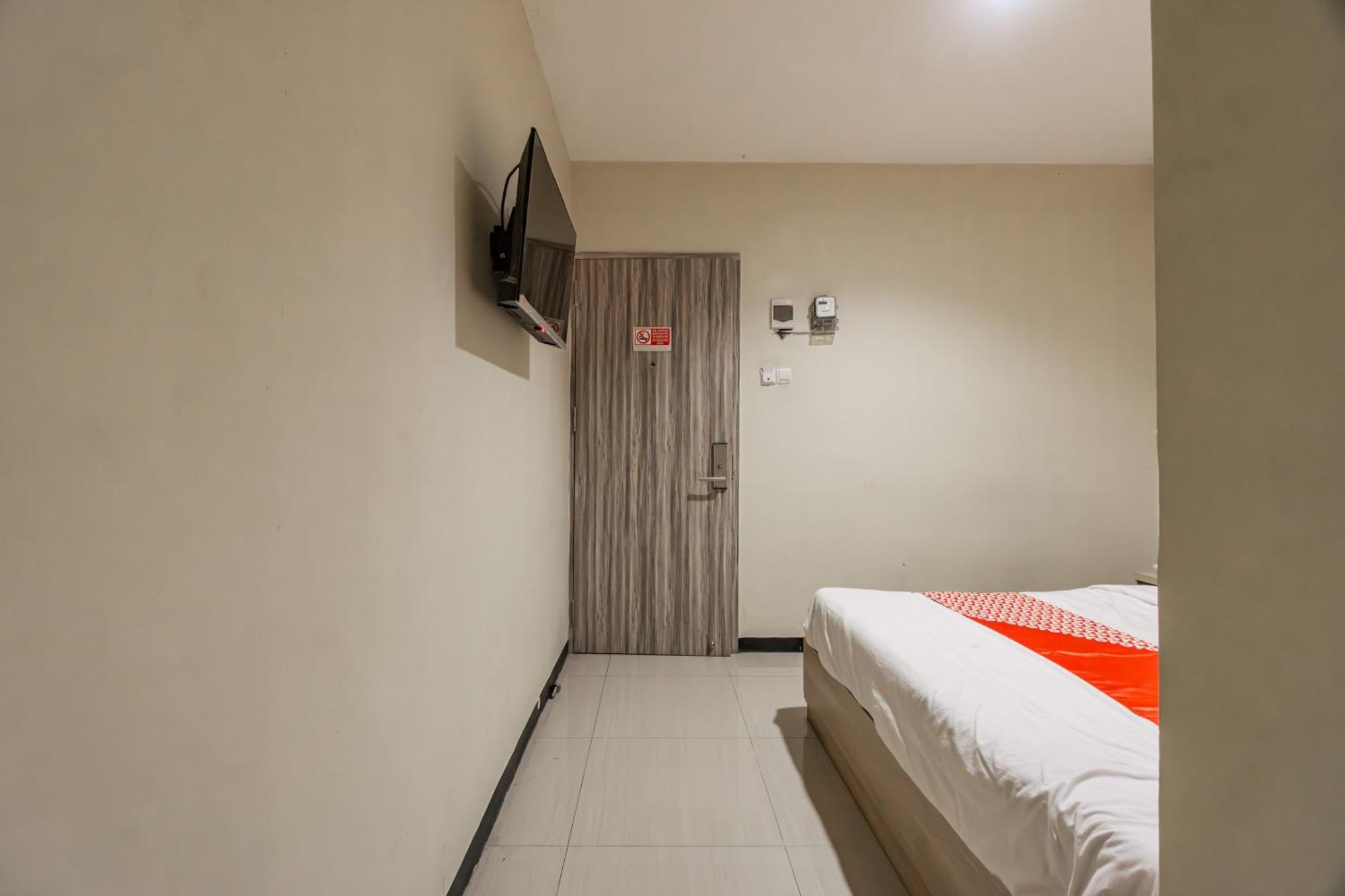 เอซ บิสซิเนส โฮเทล กาแล็กซี ชาเรียะห์ Hotel สุราบายา ภายนอก รูปภาพ